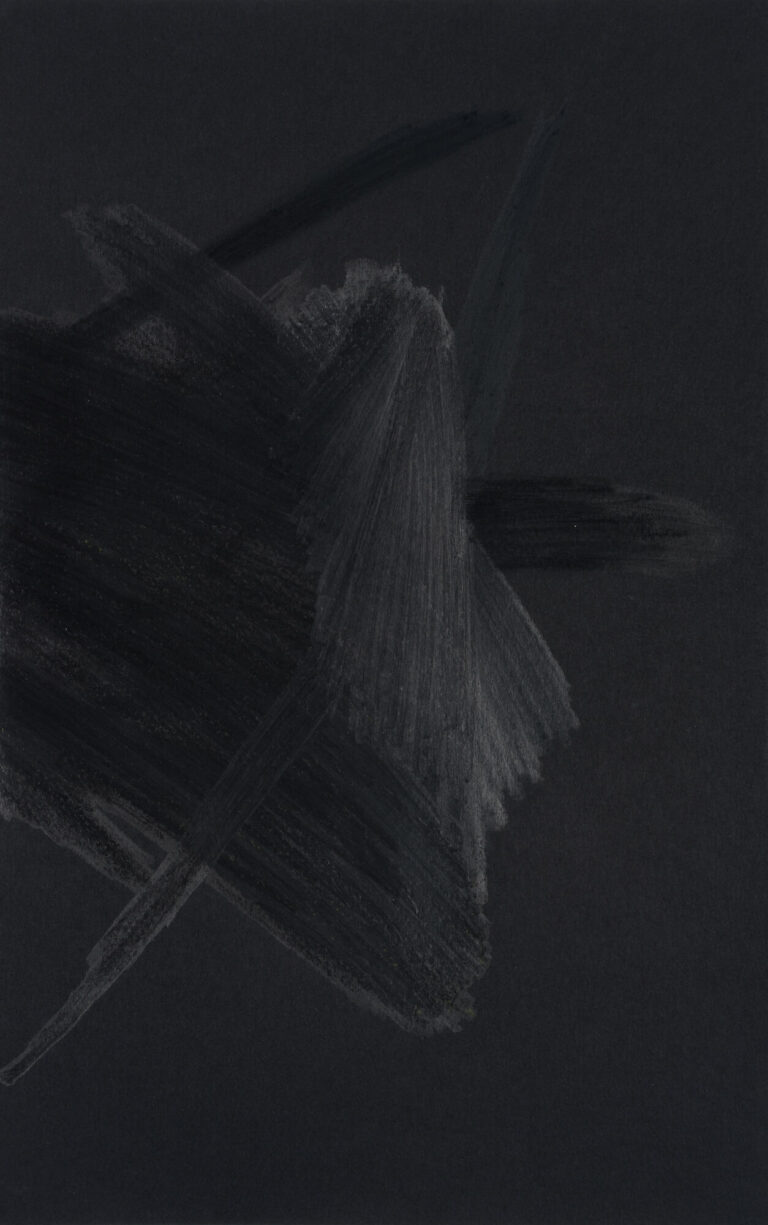Zeichnung 3 der Serie Nacht, Graphit und Buntstift auf schwarzem Papier